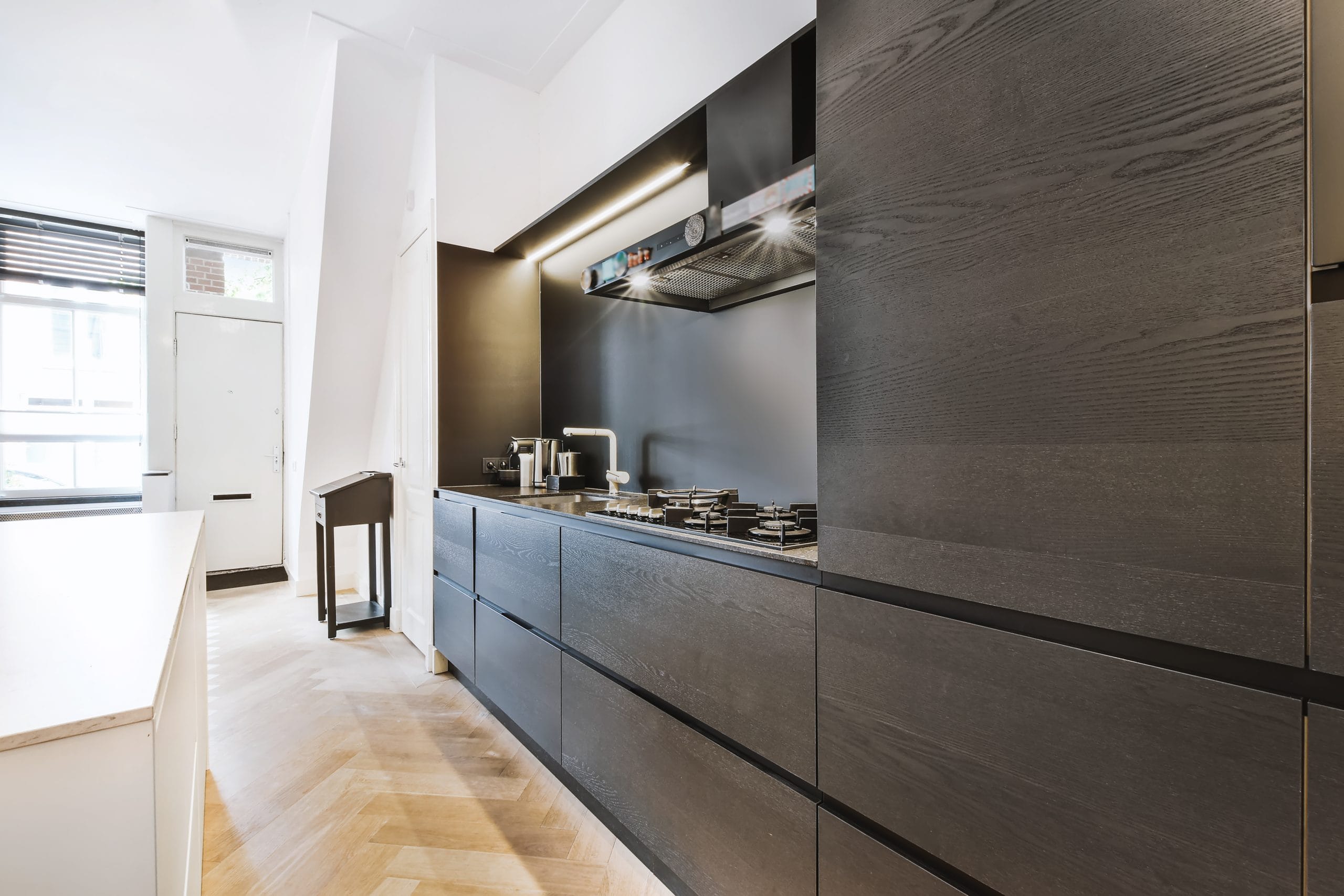 Spacious kitchen design The perfect stone